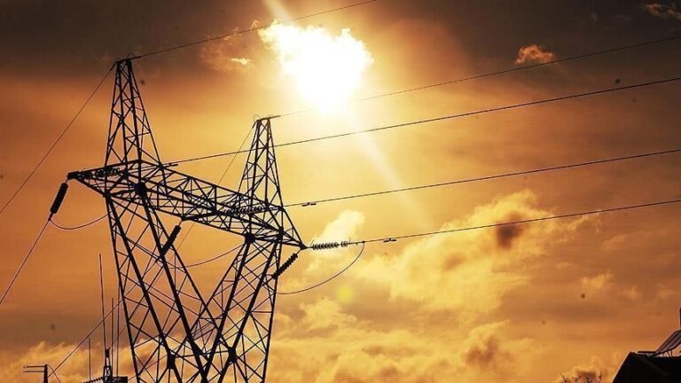 Apagão Nacional Deixa Cidades Brasileiras sem Energia: Causas e Impactos