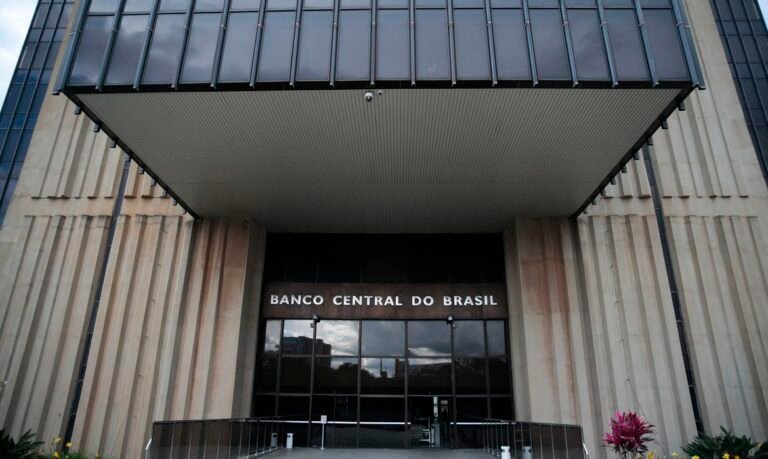 Banco Central surpreende ao reduzir Taxa Selic para 13,25% ao ano após três anos