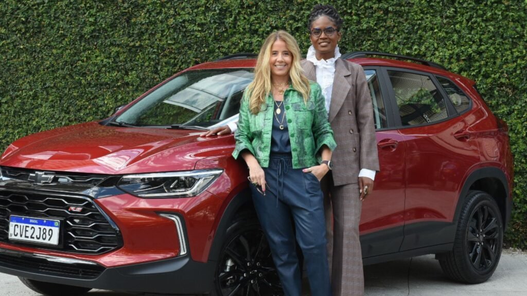 Chevrolet oferece financiamento gratuito da CNH para mulheres em parceria com ativista Djamila Ribeiro